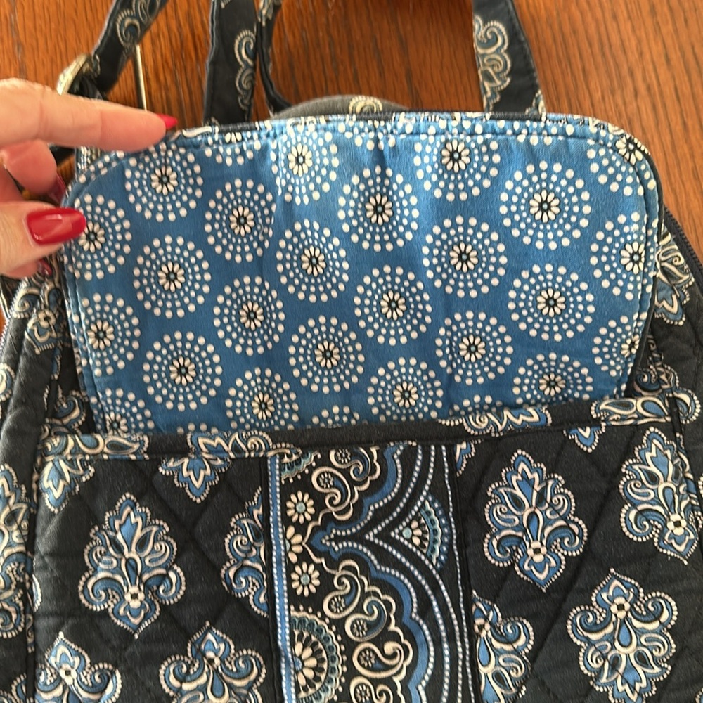 🆕VERA BRADLEY🆕 RETIRED CALYSO BLUE PATTERN BACKPACK EUC - Picture 3 of 6